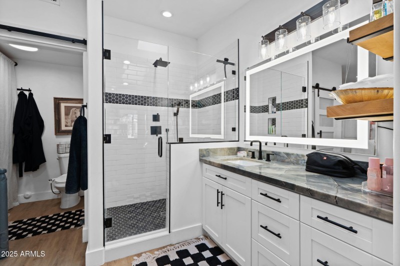 casita primary bath