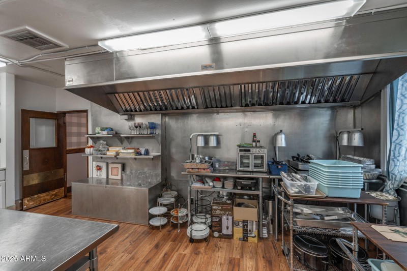 97-web-or-mls-2516-willow-creek-rd