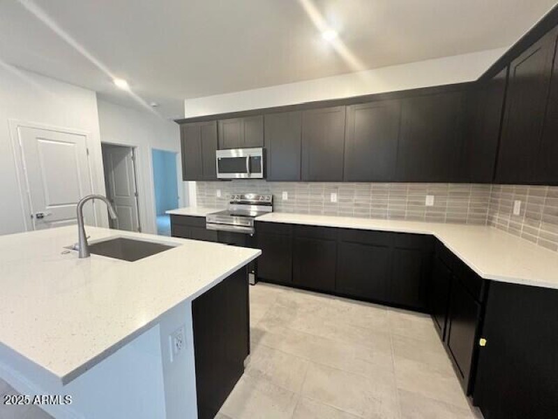 BR35 Lot 158 Kitchen