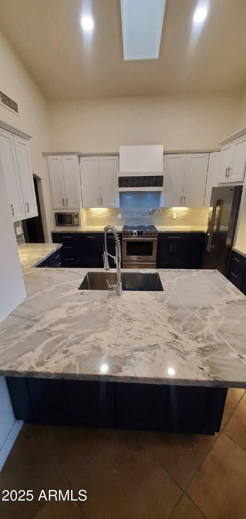 Resized_20231116_154525