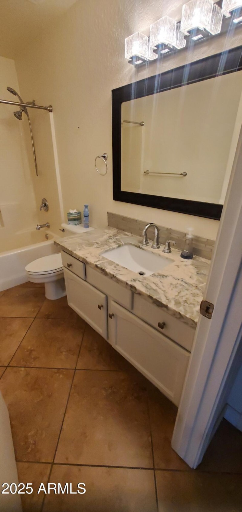 Resized_20251013_141010