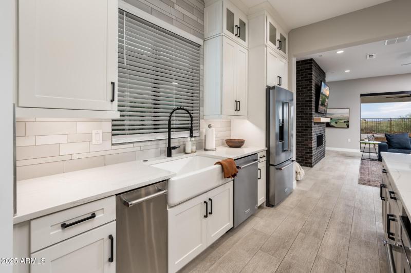 6615 E Libby St - Web-19