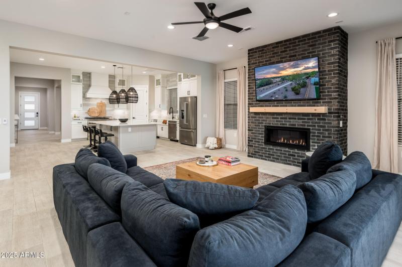 6615 E Libby St - Web-30