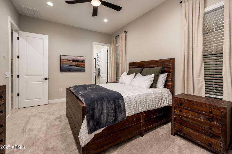 6615 E Libby St - Web-45