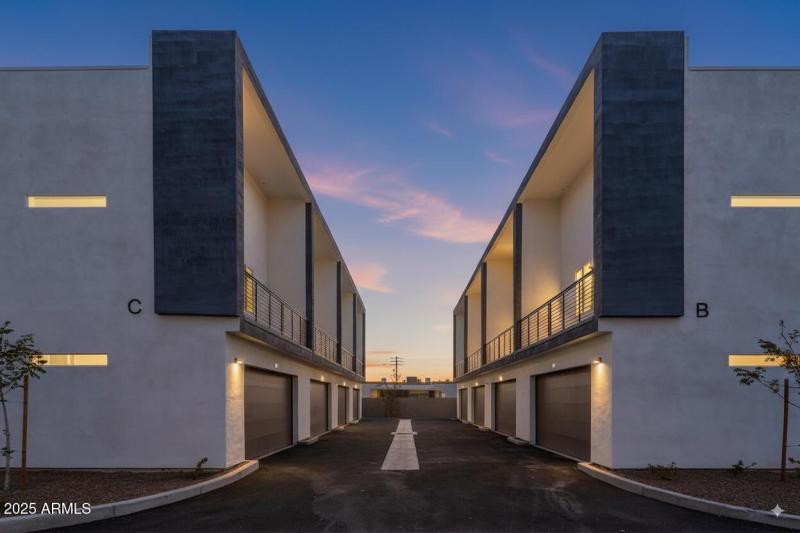 Generated Image September 12, 2025 - 11_