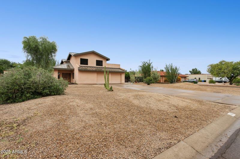 Low Maintenance Front Yard