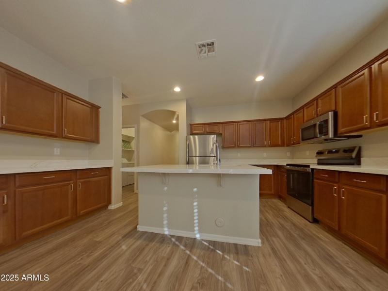 4_pc_26nbwCGYbZ_6fXjgY76pd_layout_0