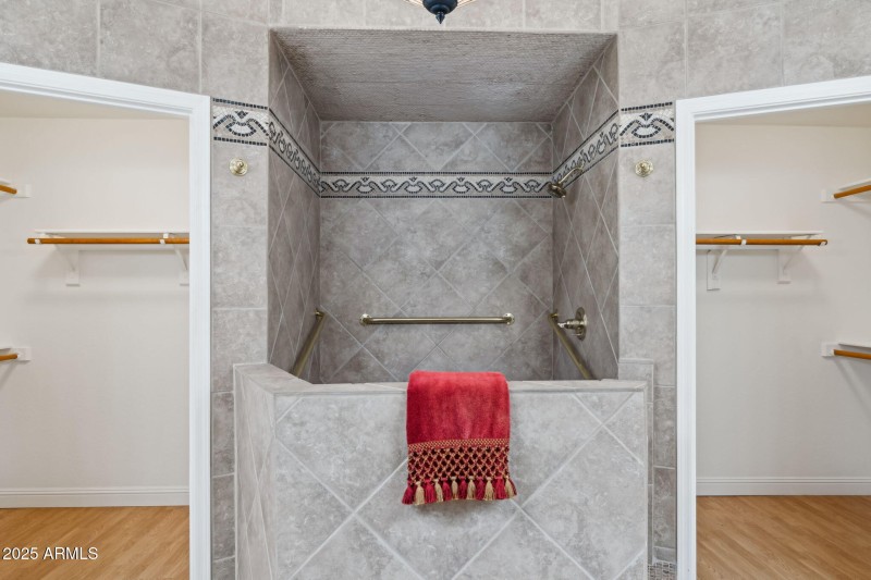 23-web-or-mls-19927-n-108th-ln