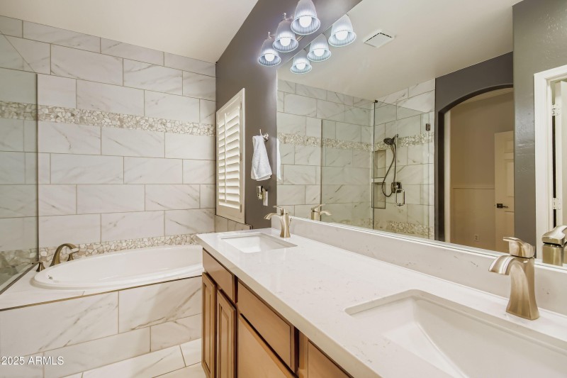 2699 S Butte Ln - MLS Sized - 017 - 22 P