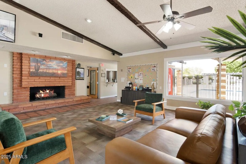 Glendale-Cascade-ballroom2