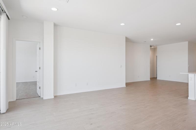 4-print-46431-w-lander-ln-lot-307