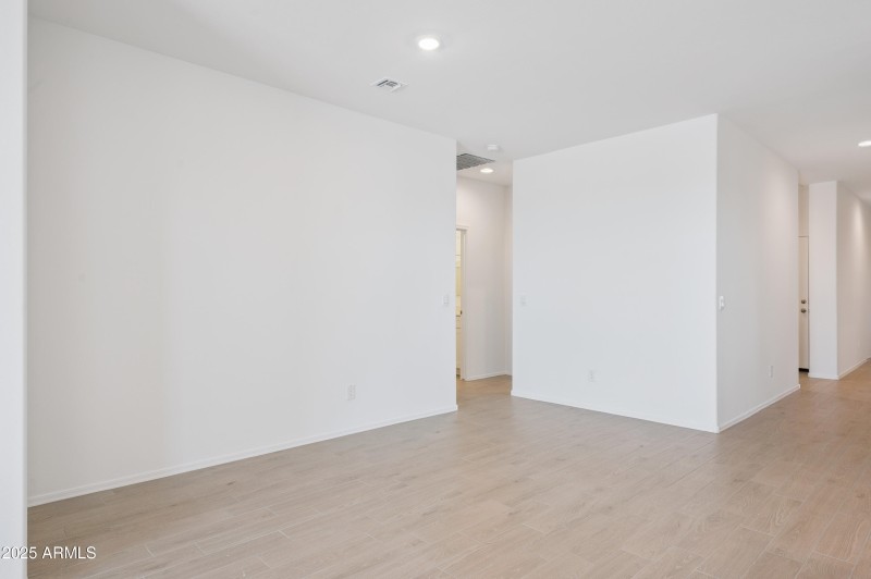 5-print-46431-w-lander-ln-lot-307