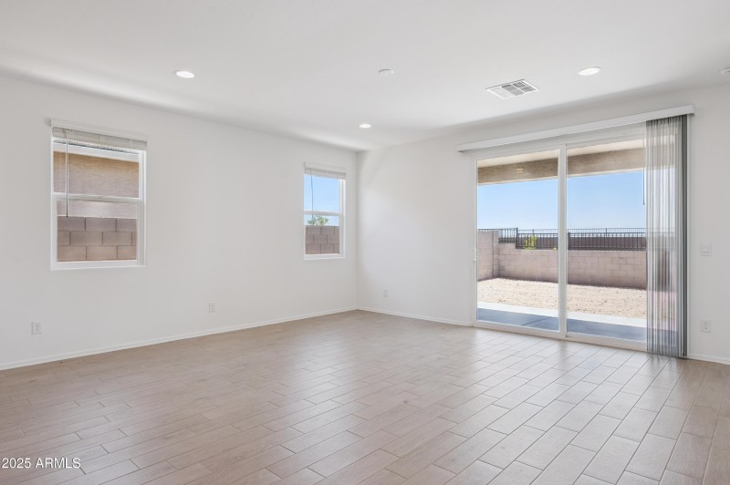 8-print-46431-w-lander-ln-lot-307