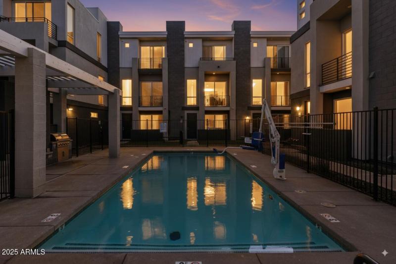 Generated Image September 12, 2025 - 12_