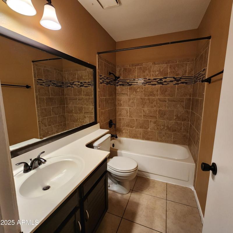 2nd Bathroom