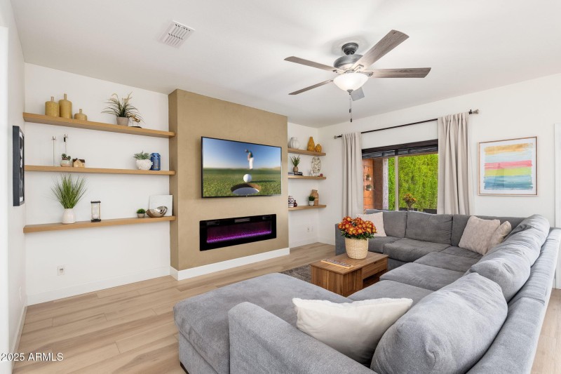 1759 W Desperado Way - 05