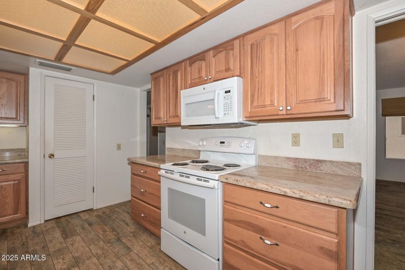 Kitchen-Range