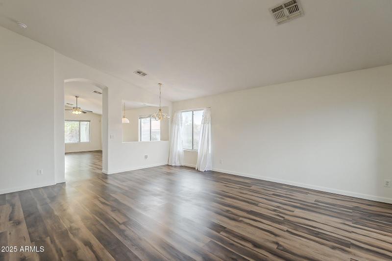 5-web-or-mls-Topeka-5