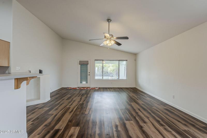 14-web-or-mls-Topeka-14