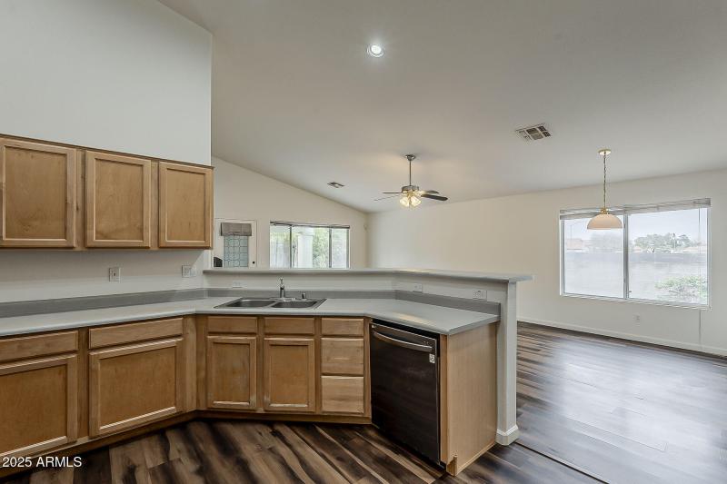 16-web-or-mls-Topeka-16