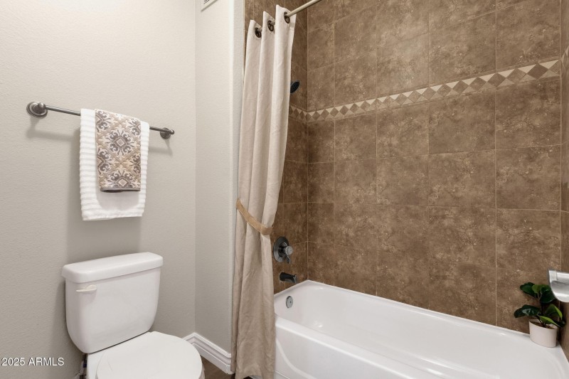 21-web-or-mls-13700-n-fountain-hills-blv