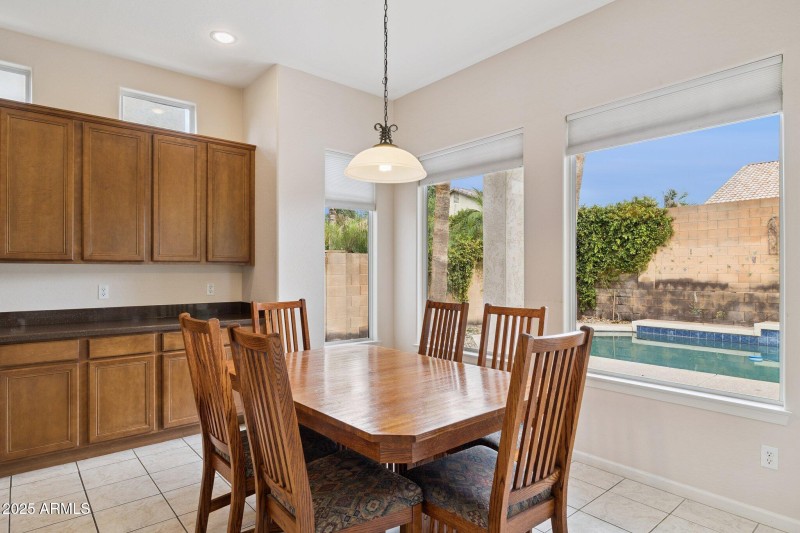 11-web-or-mls-3123-s-sunnyvale-ave