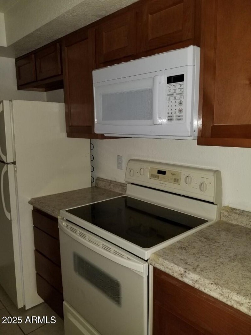 2753_101_Kitchen_2