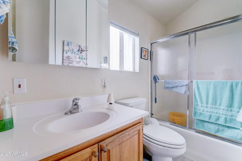 Spacious bathroom with tub_shower combo