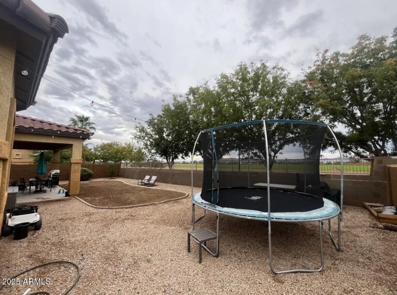 Screenshot 2025-10-14 224131