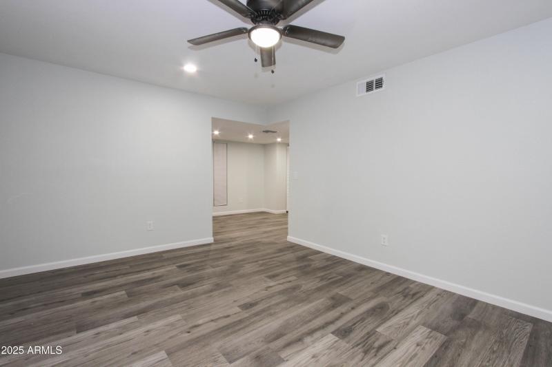 3119 W Cochise Dr Unit 109-14