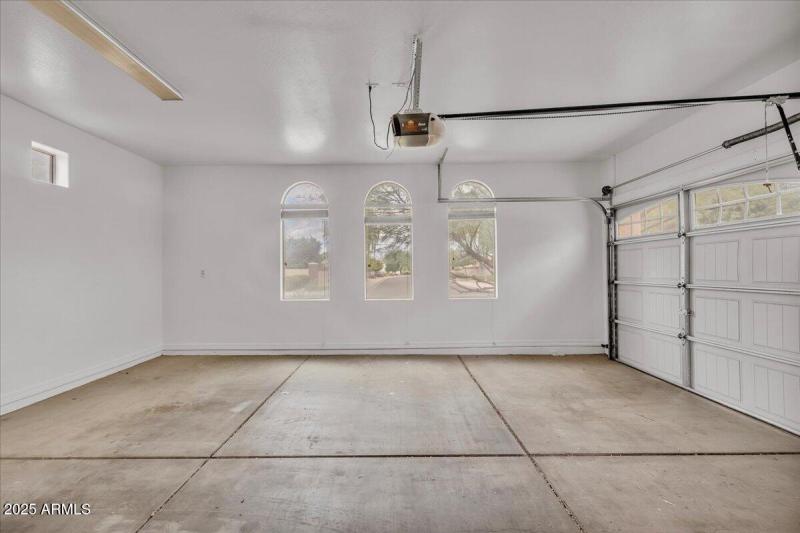 18-4280_N_157th_Ave 17