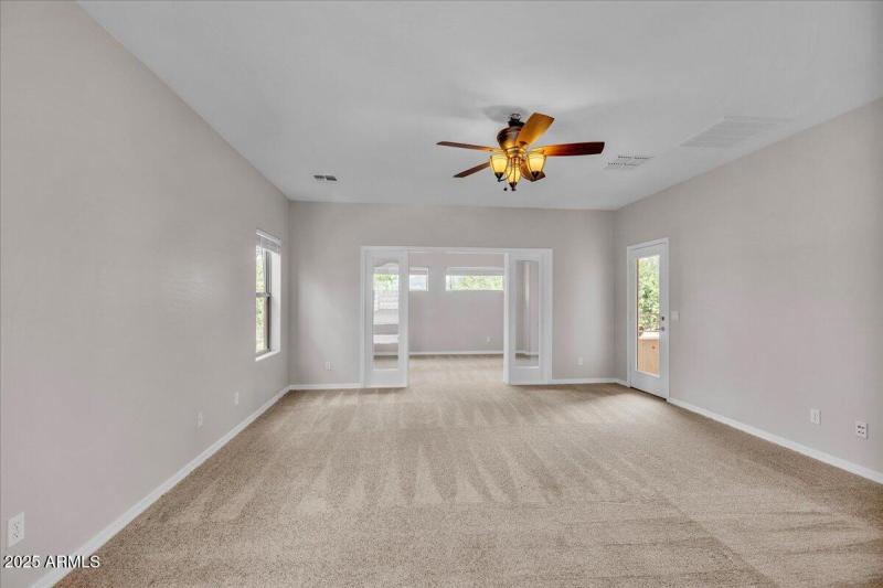 28-4280_N_157th_Ave 27