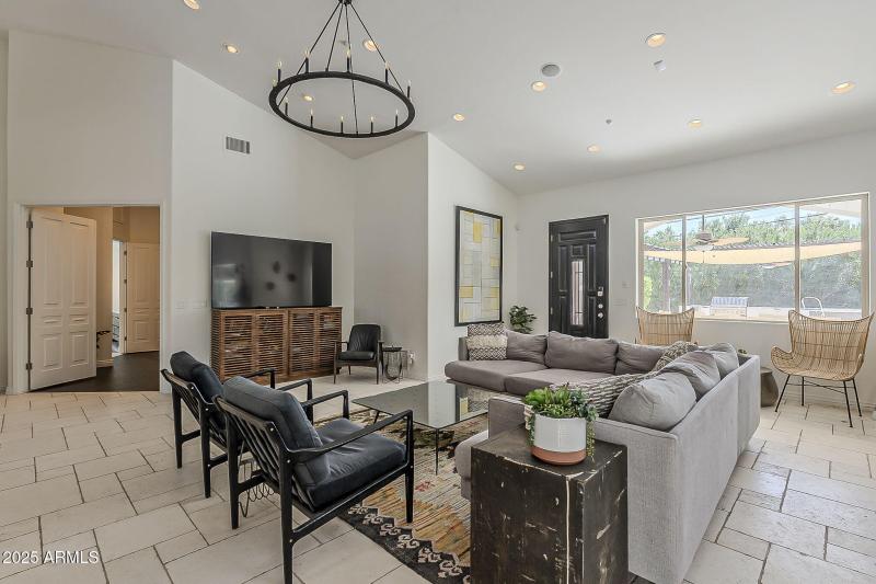 10-web-or-mls-Orchid-10