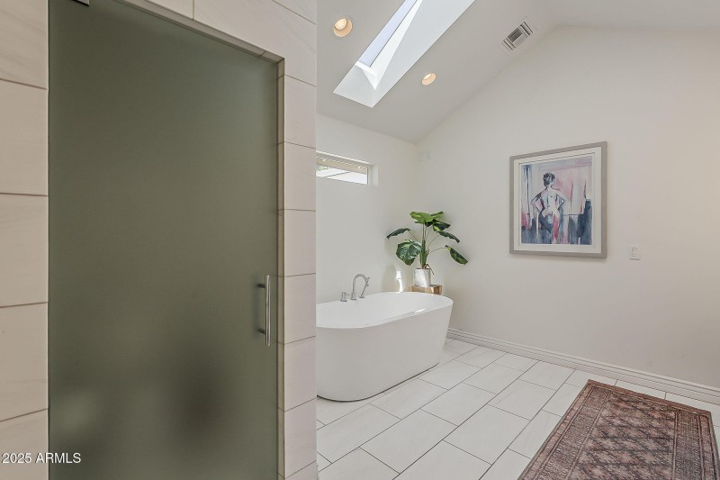 31-web-or-mls-Orchid-31