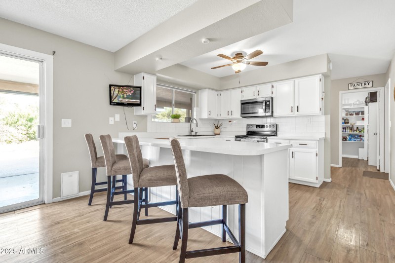 1856 N Hibbert Cir-17_(2048)