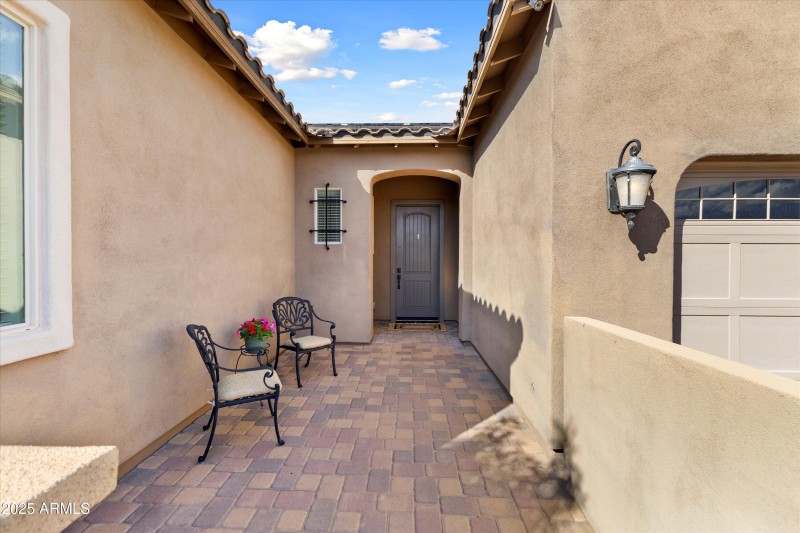 04-Front Porch 15928 W Sierra St