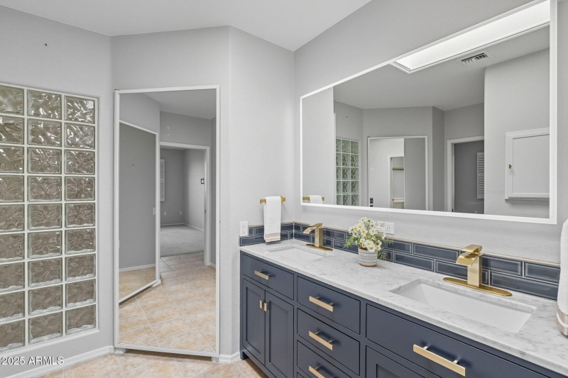 74-web-or-mls-Harvest Moon Dr-50