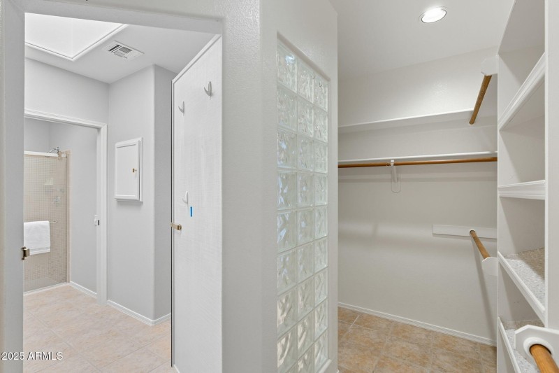 77-web-or-mls-Harvest Moon Dr-53