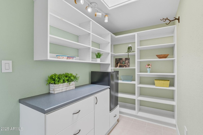 97-web-or-mls-Harvest Moon Dr-67