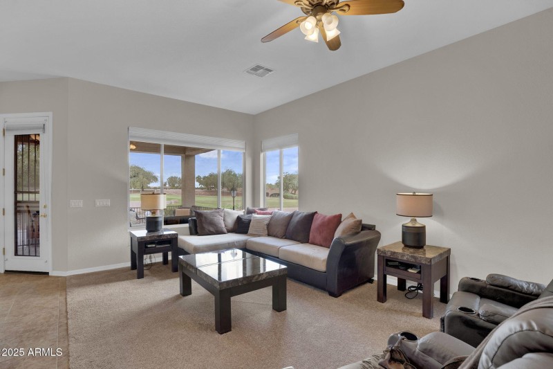 8-web-or-mls-4906 S Verbena Ave-5