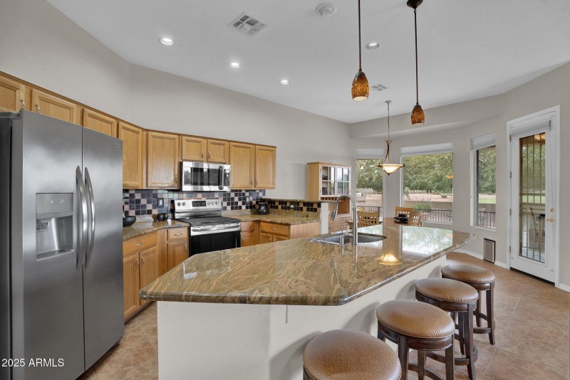 11-web-or-mls-4906 S Verbena Ave-8