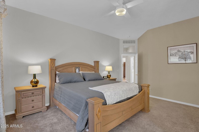 20-web-or-mls-4906 S Verbena Ave-15