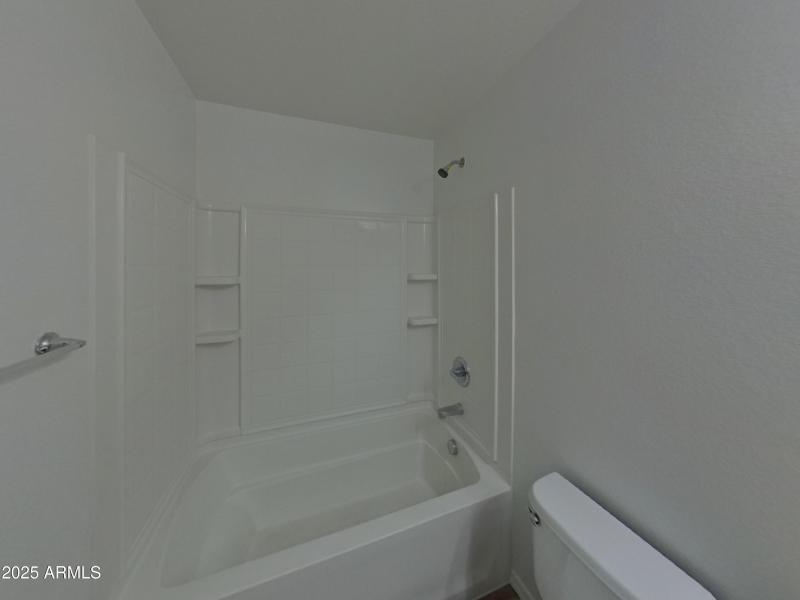 13_pc_3HWlGQ3m22_7wMmFtIZEd_layout_0