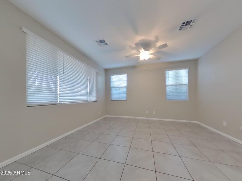 1_pc_0hjNv7c6B7_bbjFB8OerK_layout_1