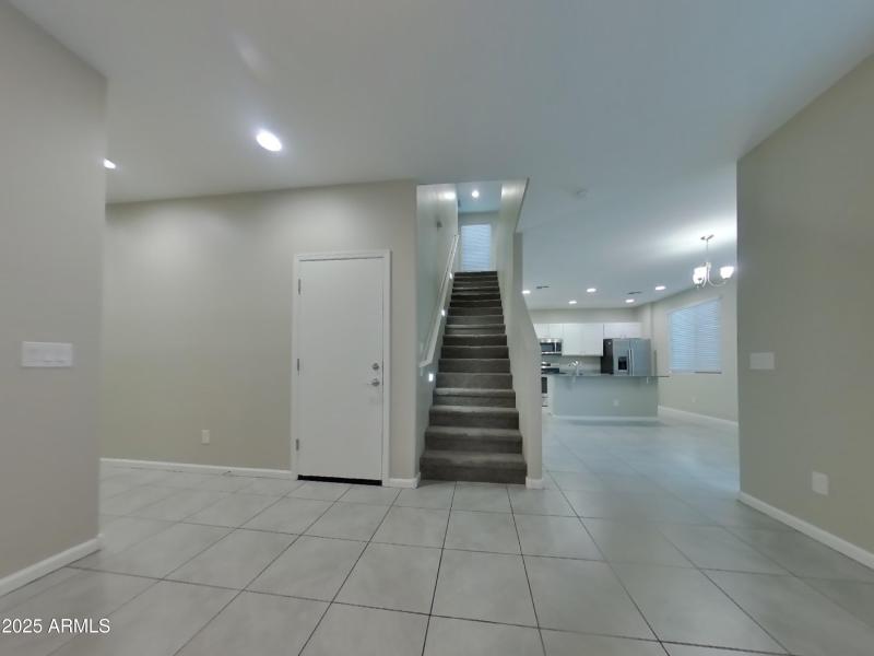 2_pc_0hjNv7c6B7_eXkJx6CJwS_layout_0