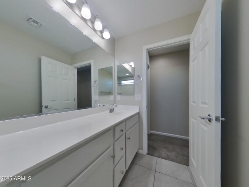 18_pc_gGaAUBMMyf_nimDrzRAZZ_layout_0