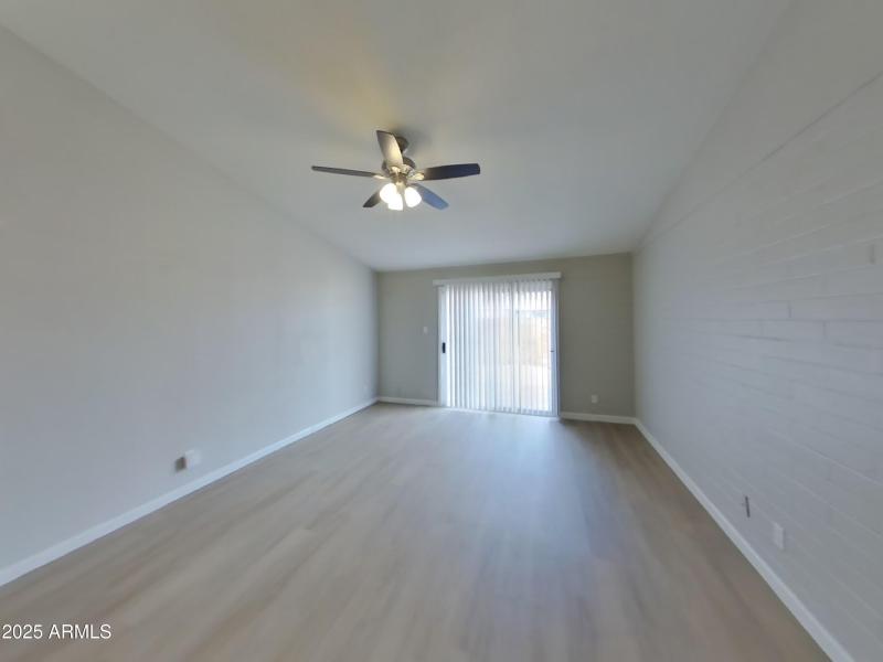 1_pc_cba7e3Bmws_U14vk2B02J_layout_0