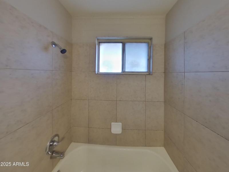 12_pc_1hP2P9Zrmo_wZEeooTxaQ_layout_0