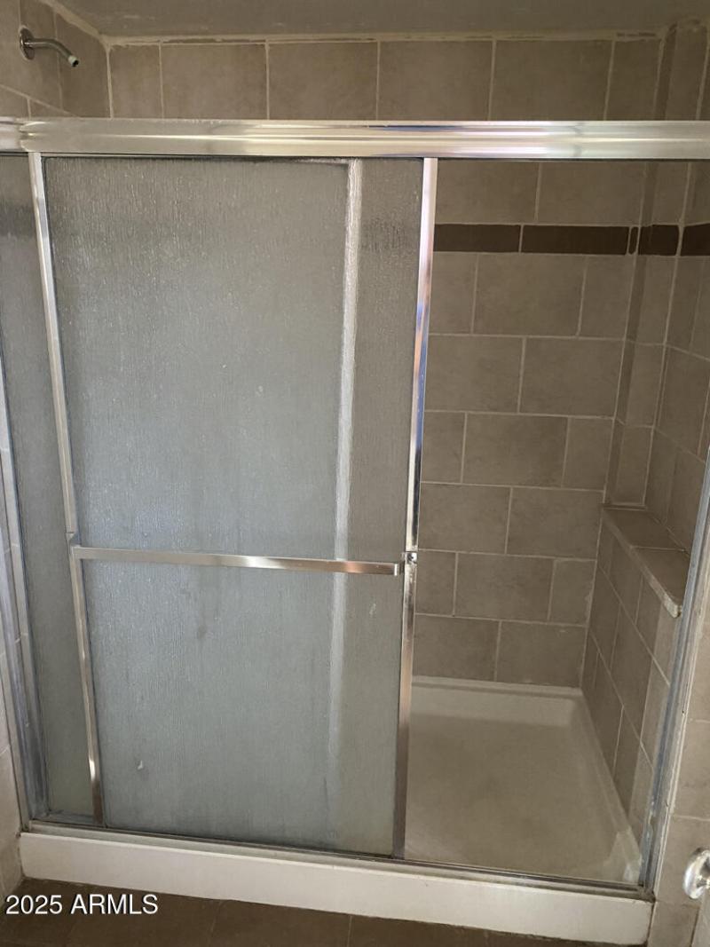 C4393010-C787-46AC-8368-E435F4B7BEFF_1_1