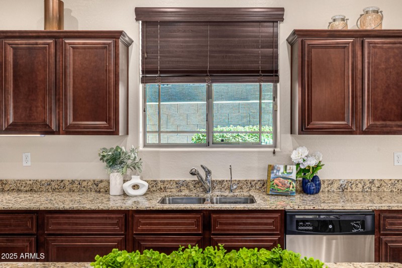 Under counter ligthing